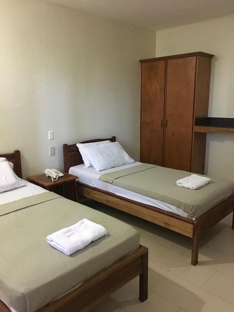 Joyful Island Hostel - Cebu City Exteriör bild